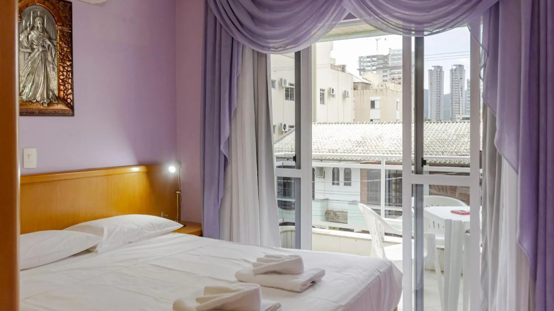 A 2 Quadras Da Praia Em Itapema Vm7682 Apartment